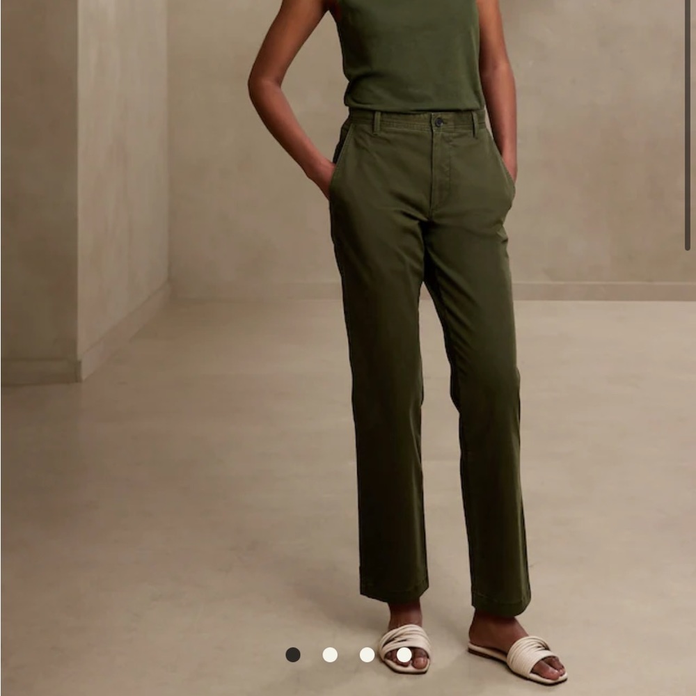 NWT High rise chinos